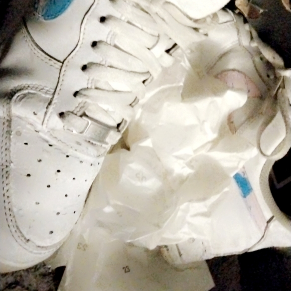 Air force 1s - Picture 2 of 2